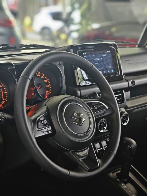 Suzuki JIMNY 1.5 GASOLINA SIERRA 4EXPEDITION 4X4 AUTOMÁTICO 2024/2025 CARRO DEZ NOVO HAMBURGO / Carros no Vale Suzuki JIMNY 1.5 GASOLINA SIERRA 4EXPEDITION 4X4 AUTOMÁTICO 2024/2025 CARRO DEZ NOVO HAMBURGO / Carros no Vale