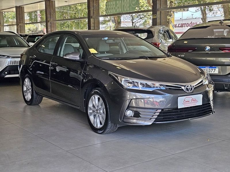 Toyota COROLLA 2.0 XEI 16V FLEX 4P AUTOMÁTICO 2017/2018 CARRO DEZ NOVO HAMBURGO / Carros no Vale Toyota COROLLA 2.0 XEI 16V FLEX 4P AUTOMÁTICO 2017/2018 CARRO DEZ NOVO HAMBURGO / Carros no Vale