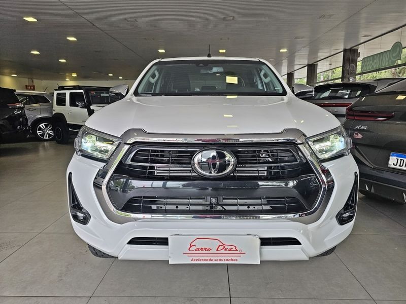 Toyota HILUX 2.8 D-4D TURBO DIESEL CD SRX LIMITED 4X4 AUTOMÁTICO 2022/2023 CARRO DEZ NOVO HAMBURGO / Carros no Vale Toyota HILUX 2.8 D-4D TURBO DIESEL CD SRX LIMITED 4X4 AUTOMÁTICO 2022/2023 CARRO DEZ NOVO HAMBURGO / Carros no Vale