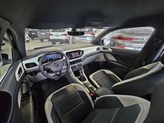 Volkswagen T-CROSS 1.4 250 TSI TOTAL FLEX HIGHLINE AUTOMÁTICO 2020/2021 CARRO DEZ NOVO HAMBURGO / Carros no Vale