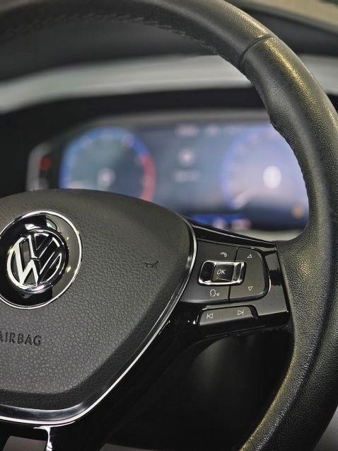 Volkswagen T-CROSS 1.4 250 TSI TOTAL FLEX HIGHLINE AUTOMÁTICO 2020/2021 CARRO DEZ NOVO HAMBURGO / Carros no Vale