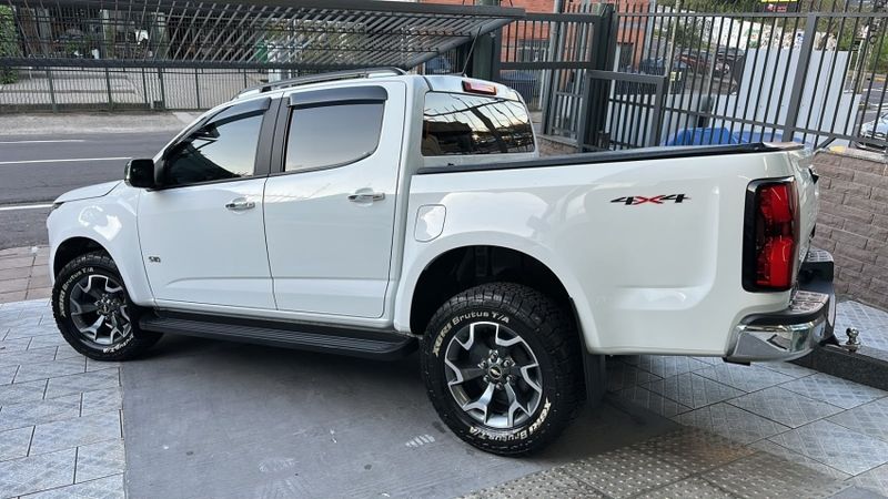 Chevrolet S10 2.8 16V TURBO DIESEL LTZ CD 4X4 AUTOMÁTICO 2024/2025 CARRO AUTOMARCAS CAXIAS DO SUL / Carros no Vale