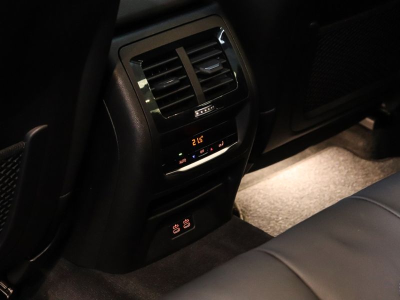 BMW X4 2.0 16V GASOLINA XDRIVE20I M SPORT STEPTRONIC 2025/2025 VIA BELLA VEÍCULOS ESPECIAIS CAXIAS DO SUL / Carros no Vale BMW X4 2.0 16V GASOLINA XDRIVE20I M SPORT STEPTRONIC 2025/2025 VIA BELLA VEÍCULOS ESPECIAIS CAXIAS DO SUL / Carros no Vale