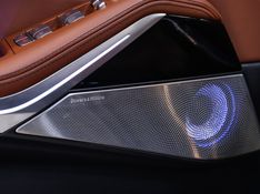 BMW X7 4.4 V8 GASOLINA M60i STEPTRONIC 2023/2024 VIA BELLA VEÍCULOS ESPECIAIS CAXIAS DO SUL / Carros no Vale