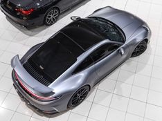Porsche 911 3.6 24V H6 GASOLINA CARRERA GTS PDK 2025/2026 VIA BELLA VEÍCULOS ESPECIAIS CAXIAS DO SUL / Carros no Vale