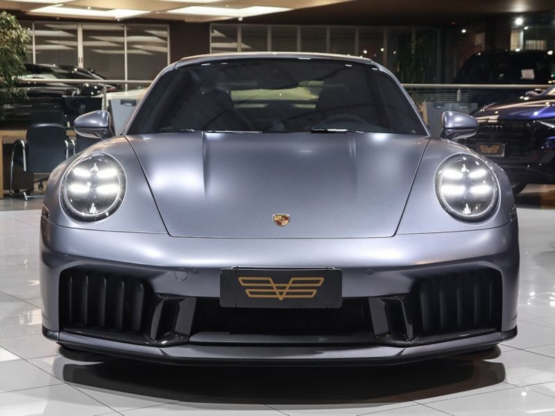 Porsche 911 3.6 24V H6 GASOLINA CARRERA GTS PDK 2025/2026 VIA BELLA VEÍCULOS ESPECIAIS CAXIAS DO SUL / Carros no Vale Porsche 911 3.6 24V H6 GASOLINA CARRERA GTS PDK 2025/2026 VIA BELLA VEÍCULOS ESPECIAIS CAXIAS DO SUL / Carros no Vale