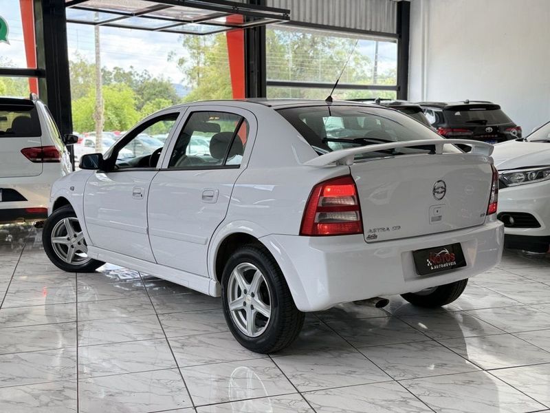 CHEVROLET ASTRA HATCH CD 2.0 2003 SÓ MOTOS E AUTOMÓVEIS SANTA CRUZ DO SUL / Carros no Vale CHEVROLET ASTRA HATCH CD 2.0 2003 SÓ MOTOS E AUTOMÓVEIS SANTA CRUZ DO SUL / Carros no Vale