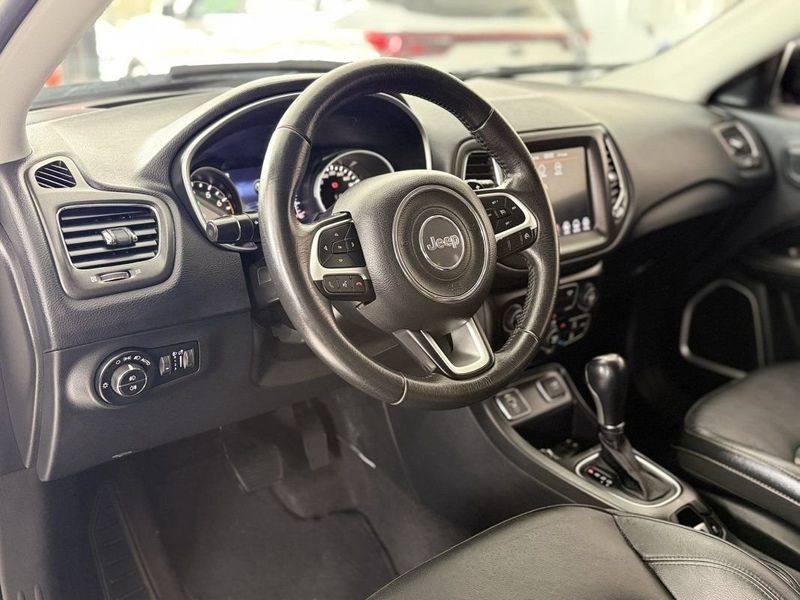 Jeep COMPASS LONGITUDE 2.0 2020 SÓ MOTOS E AUTOMÓVEIS SANTA CRUZ DO SUL / Carros no Vale Jeep COMPASS LONGITUDE 2.0 2020 SÓ MOTOS E AUTOMÓVEIS SANTA CRUZ DO SUL / Carros no Vale
