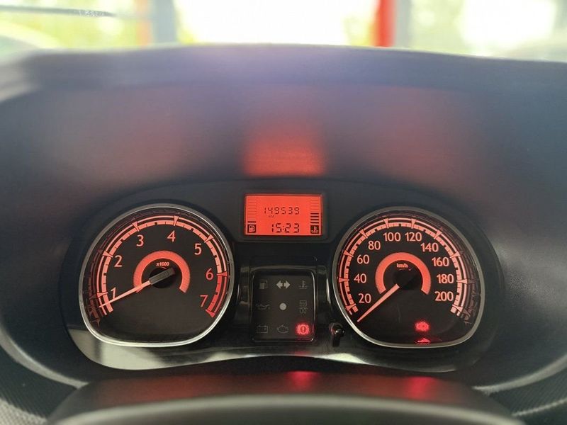 Renault SANDERO EXPRESSION 1.6 2012 SÓ MOTOS E AUTOMÓVEIS SANTA CRUZ DO SUL / Carros no Vale Renault SANDERO EXPRESSION 1.6 2012 SÓ MOTOS E AUTOMÓVEIS SANTA CRUZ DO SUL / Carros no Vale