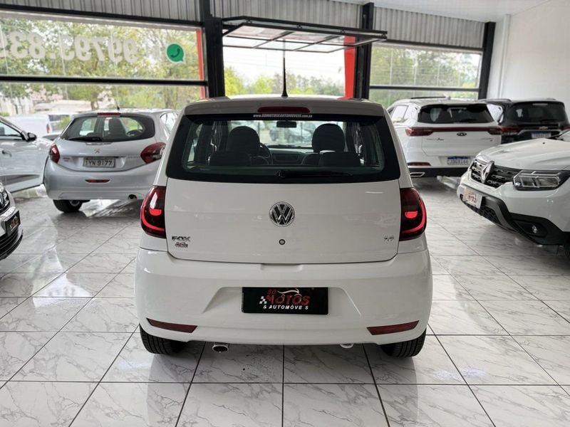 VOLKSWAGEN FOX PRIME 1.6 2011 SÓ MOTOS E AUTOMÓVEIS SANTA CRUZ DO SUL / Carros no Vale VOLKSWAGEN FOX PRIME 1.6 2011 SÓ MOTOS E AUTOMÓVEIS SANTA CRUZ DO SUL / Carros no Vale
