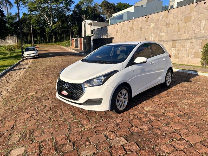 Hyundai HB20 COMFORT PLUS 1.0 2019 GRASSI VEÍCULOS LAJEADO / Carros no Vale