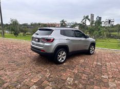Jeep COMPASS LONGITUDE 2.0 2021 GRASSI VEÍCULOS LAJEADO / Carros no Vale