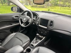 Jeep COMPASS LONGITUDE 2.0 2021 GRASSI VEÍCULOS LAJEADO / Carros no Vale