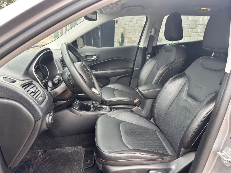 Jeep COMPASS LONGITUDE 2.0 2021 GRASSI VEÍCULOS LAJEADO / Carros no Vale