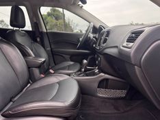Jeep COMPASS LONGITUDE 2.0 2021 GRASSI VEÍCULOS LAJEADO / Carros no Vale