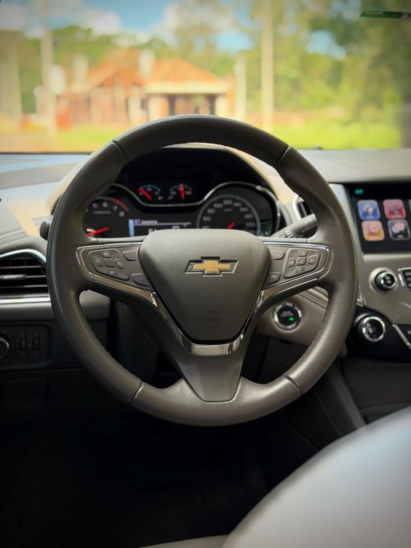 Chevrolet CRUZE SEDAN LTZ 1.4 2019 NEUMANN VEÍCULOS ARROIO DO MEIO / Carros no Vale