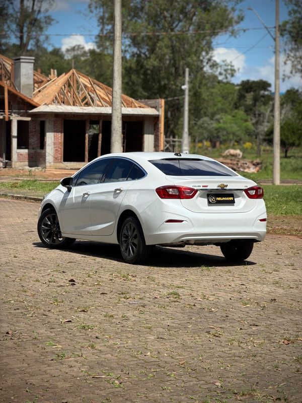 Chevrolet CRUZE SEDAN LTZ 1.4 2019 NEUMANN VEÍCULOS ARROIO DO MEIO / Carros no Vale