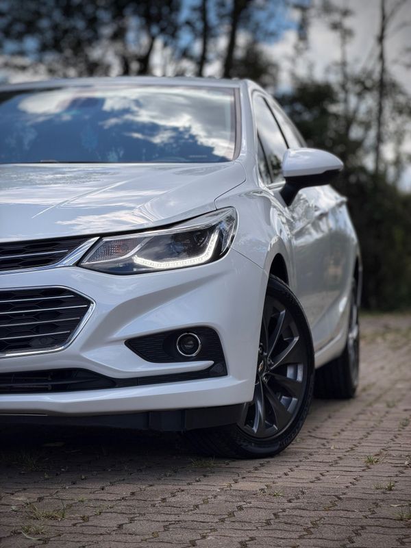Chevrolet CRUZE SEDAN LTZ 1.4 2019 NEUMANN VEÍCULOS ARROIO DO MEIO / Carros no Vale