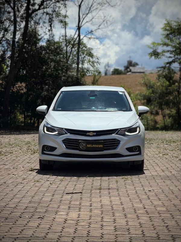 Chevrolet CRUZE SEDAN LTZ 1.4 2019 NEUMANN VEÍCULOS ARROIO DO MEIO / Carros no Vale