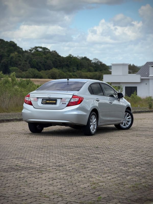 Honda CIVIC SEDAN LXR 8V 2014 NEUMANN VEÍCULOS ARROIO DO MEIO / Carros no Vale Honda CIVIC SEDAN LXR 8V 2014 NEUMANN VEÍCULOS ARROIO DO MEIO / Carros no Vale