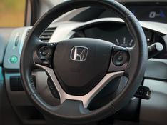 Honda CIVIC SEDAN LXR 8V 2014 NEUMANN VEÍCULOS ARROIO DO MEIO / Carros no Vale