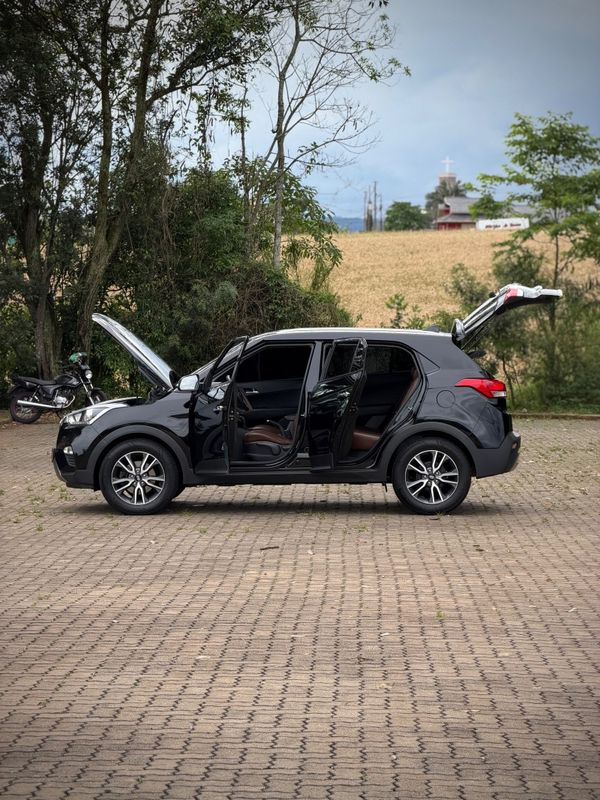 Hyundai CRETA 2.0 PRESTIGE 2017 NEUMANN VEÍCULOS ARROIO DO MEIO / Carros no Vale