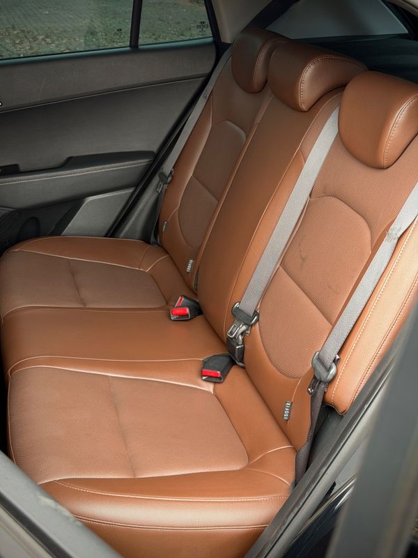 Hyundai CRETA 2.0 PRESTIGE 2017 NEUMANN VEÍCULOS ARROIO DO MEIO / Carros no Vale