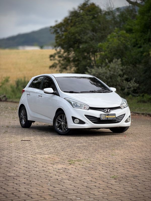 Hyundai HB20 PREMIUM 1.6 2014 NEUMANN VEÍCULOS ARROIO DO MEIO / Carros no Vale Hyundai HB20 PREMIUM 1.6 2014 NEUMANN VEÍCULOS ARROIO DO MEIO / Carros no Vale