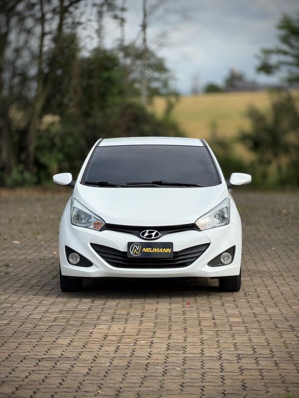 Hyundai HB20 PREMIUM 1.6 2014 NEUMANN VEÍCULOS ARROIO DO MEIO / Carros no Vale Hyundai HB20 PREMIUM 1.6 2014 NEUMANN VEÍCULOS ARROIO DO MEIO / Carros no Vale