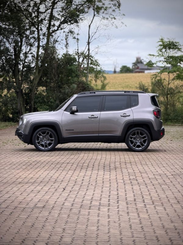 Jeep RENEGADE LIMITED 1.8 2019 NEUMANN VEÍCULOS ARROIO DO MEIO / Carros no Vale Jeep RENEGADE LIMITED 1.8 2019 NEUMANN VEÍCULOS ARROIO DO MEIO / Carros no Vale