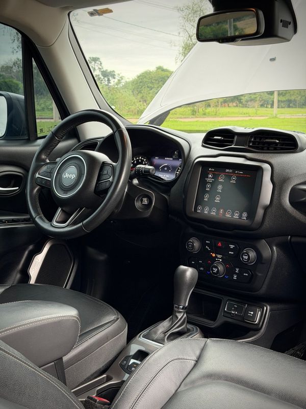 Jeep RENEGADE LIMITED 1.8 2019 NEUMANN VEÍCULOS ARROIO DO MEIO / Carros no Vale Jeep RENEGADE LIMITED 1.8 2019 NEUMANN VEÍCULOS ARROIO DO MEIO / Carros no Vale
