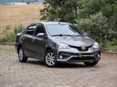 Toyota ETIOS SEDAN XLS 1.5 2018 NEUMANN VEÍCULOS ARROIO DO MEIO / Carros no Vale