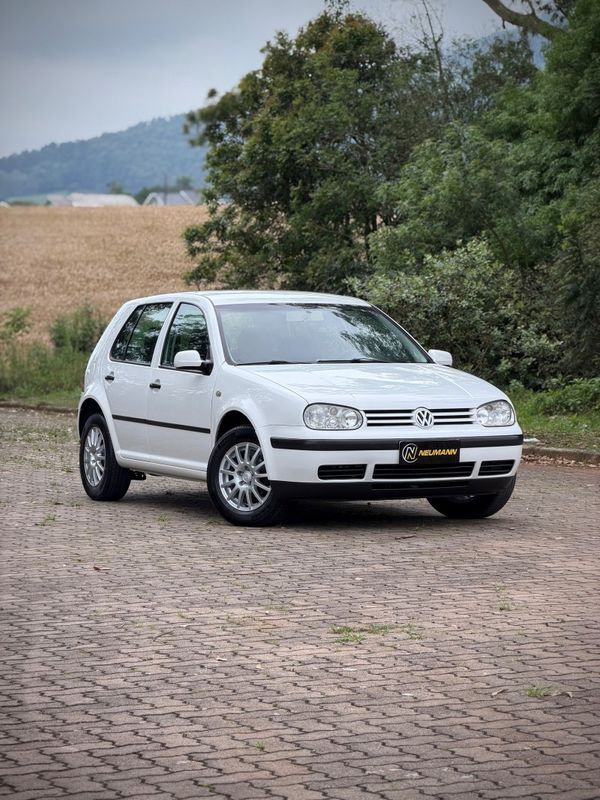 Volkswagen GOLF PLUS 1.6Mi 2004 NEUMANN VEÍCULOS ARROIO DO MEIO / Carros no Vale