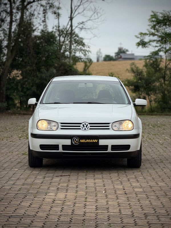 Volkswagen GOLF PLUS 1.6Mi 2004 NEUMANN VEÍCULOS ARROIO DO MEIO / Carros no Vale
