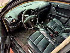 AUDI A3 1.8 20V 180CV TURBO 2001/2002 HUBNER MULTIMARCAS FARROUPILHA / Carros no Vale