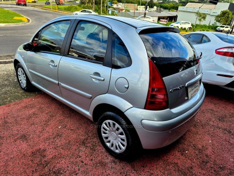 CITROËN C3 1.4 I GLX 8V 2006/2006 HUBNER MULTIMARCAS FARROUPILHA / Carros no Vale