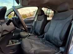 CITROËN C3 1.4 I GLX 8V 2006/2006 HUBNER MULTIMARCAS FARROUPILHA / Carros no Vale
