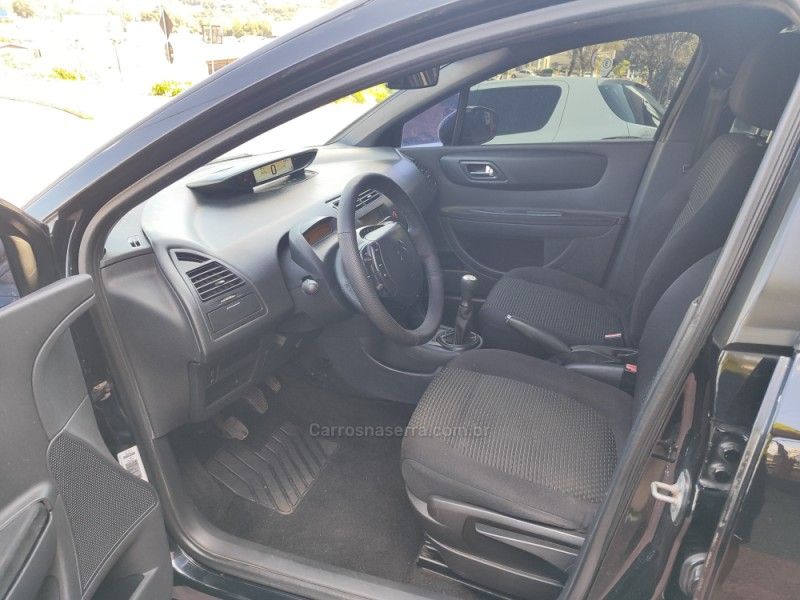 CITROËN C4 1.6 GLX 16V 2012/2013 HUBNER MULTIMARCAS FARROUPILHA / Carros no Vale