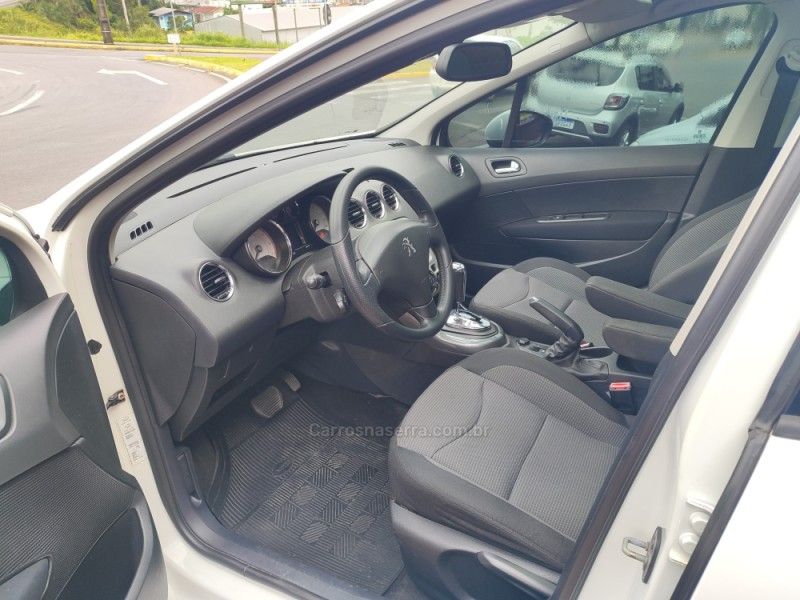 PEUGEOT 308 2.0 ALLURE 16V 2013/2014 HUBNER MULTIMARCAS FARROUPILHA / Carros no Vale PEUGEOT 308 2.0 ALLURE 16V 2013/2014 HUBNER MULTIMARCAS FARROUPILHA / Carros no Vale