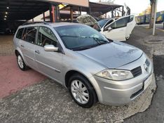 RENAULT MÉGANE 1.6 DYNAMIQUE GRAND TOUR 16V 2011/2012 HUBNER MULTIMARCAS FARROUPILHA / Carros no Vale