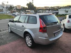RENAULT MÉGANE 1.6 DYNAMIQUE GRAND TOUR 16V 2011/2012 HUBNER MULTIMARCAS FARROUPILHA / Carros no Vale