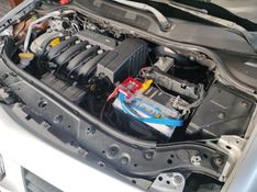 RENAULT MÉGANE 1.6 DYNAMIQUE GRAND TOUR 16V 2011/2012 HUBNER MULTIMARCAS FARROUPILHA / Carros no Vale