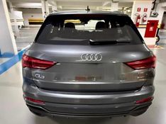 AUDI Q3 2.0 40 TFSI GASOLINA PERFORMANCE BLACK QUATTRO TIPTRONIC 2023/2023 FÁBIO BERNARDES PORTO ALEGRE / Carros no Vale