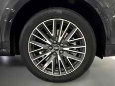 AUDI Q3 2.0 40 TFSI GASOLINA PERFORMANCE BLACK QUATTRO TIPTRONIC 2023/2023 FÁBIO BERNARDES PORTO ALEGRE / Carros no Vale