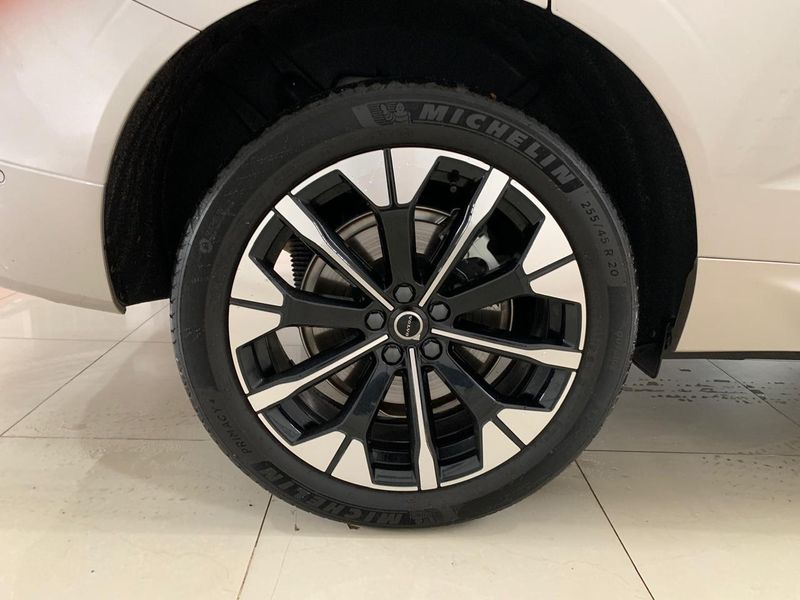 VOLVO XC60 2.0 T8 PHEV ULTRA AWD GEARTRONIC 2025/2026 FÁBIO BERNARDES PORTO ALEGRE / Carros no Vale