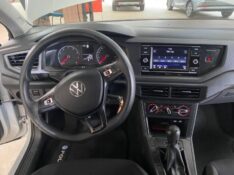 VOLKSWAGEN POLO HATCH POLO 1.0 MPI TOTAL FLEX MANUAL 2022/2023 LAVENDA VEÍCULOS ARROIO DO MEIO / Carros no Vale