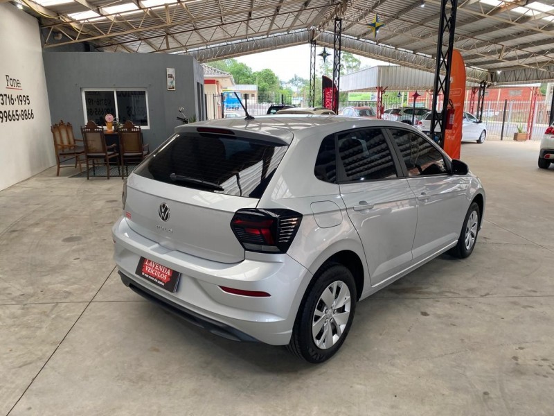 VOLKSWAGEN POLO HATCH POLO 1.0 MPI TOTAL FLEX MANUAL 2022/2023 LAVENDA VEÍCULOS ARROIO DO MEIO / Carros no Vale