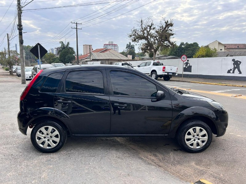 FORD FIESTA 1.0 8V FLEX 2013/2013 LS MULTIMARCAS VENÂNCIO AIRES / Carros no Vale