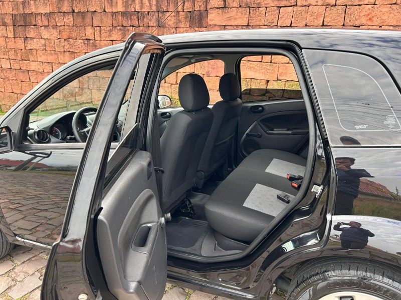 FORD FIESTA 1.0 8V FLEX 2013/2013 LS MULTIMARCAS VENÂNCIO AIRES / Carros no Vale