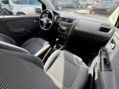 VOLKSWAGEN FOX 1.0 GII TREND /2011 AR MULTIMARCAS VENÂNCIO AIRES / Carros no Vale